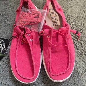 Hey Dude Wendy women’s  Size 8 casual shoes Pink Coral NWT